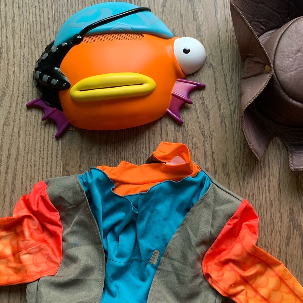 Fortnite fishy costume